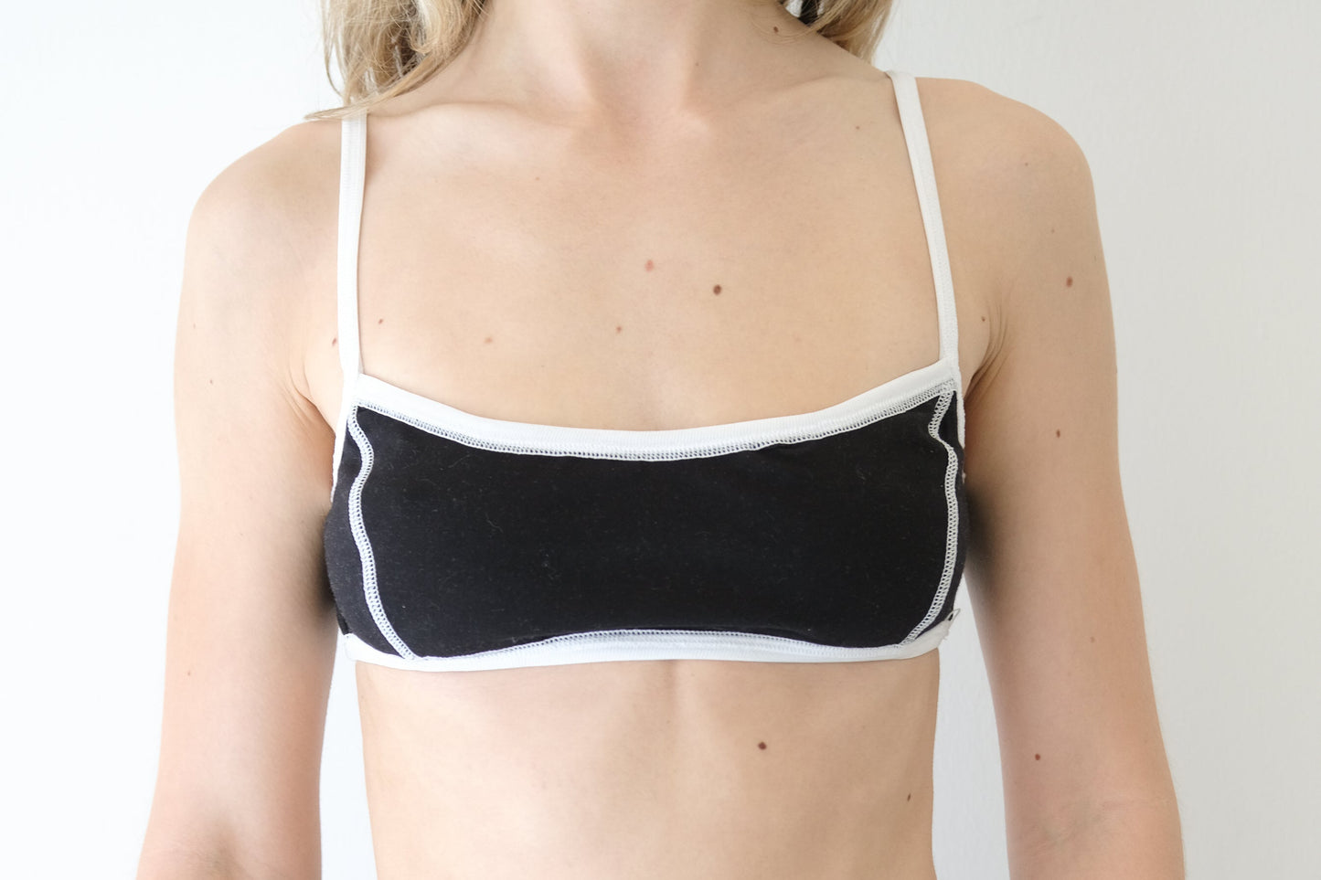 MIDNIGHT CREAM TOP